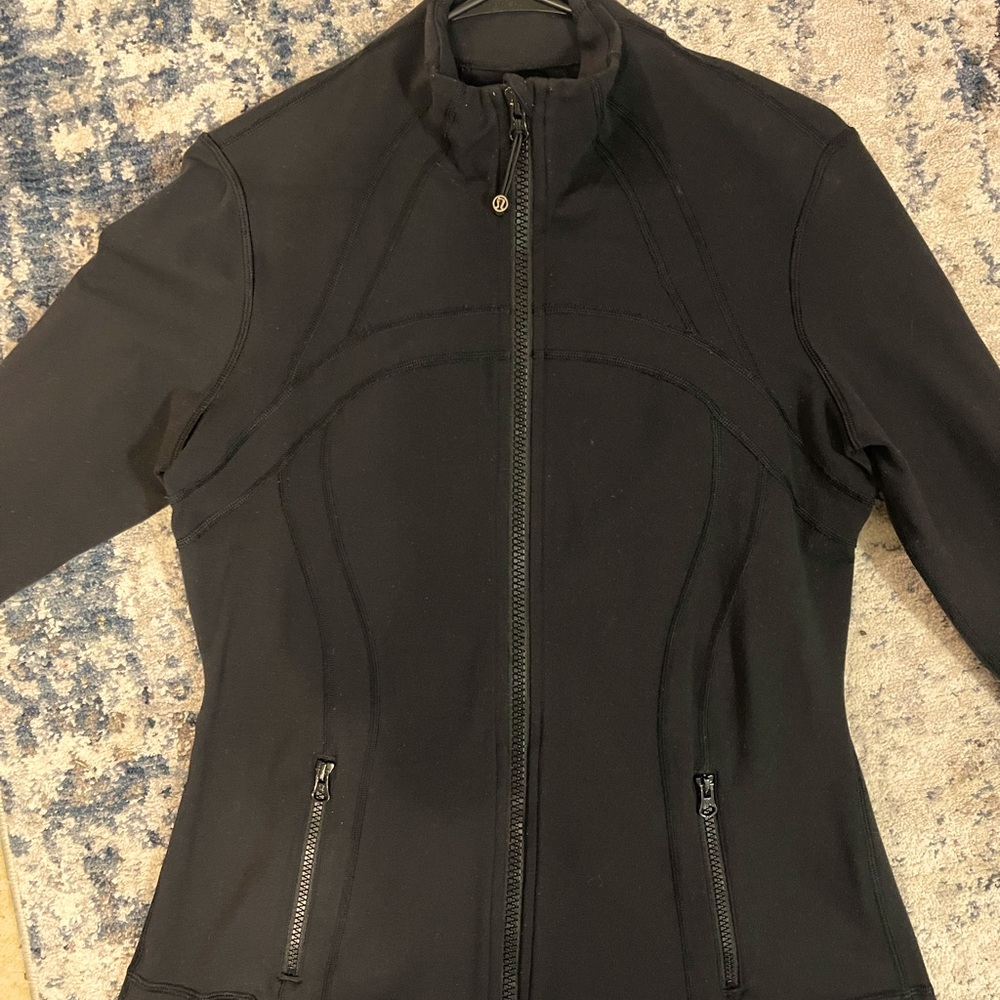 Lululemon define jacket size 12
